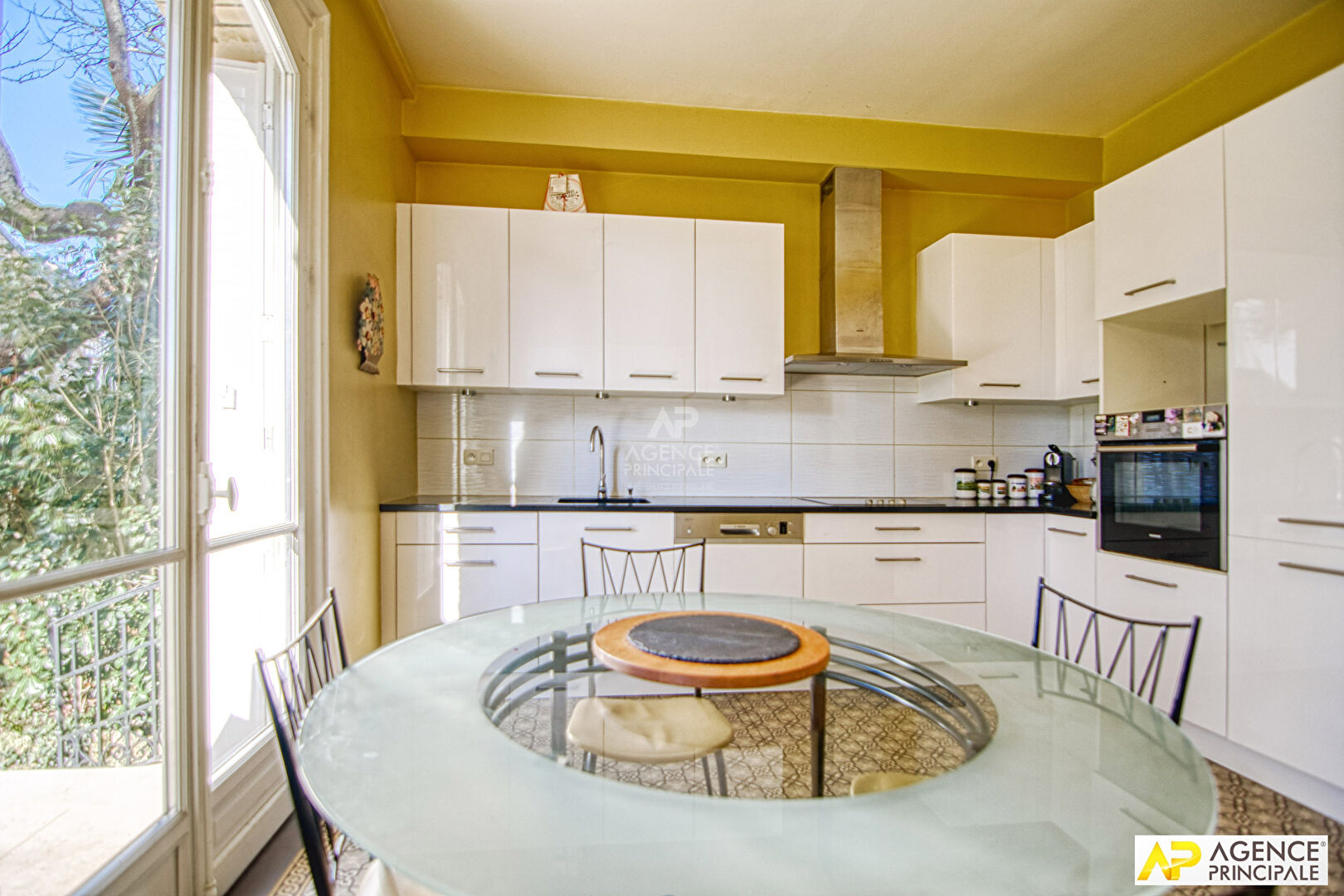 Versailles Les Prés Maison exceptionnelle de 320 m² au sol